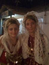 Οι 2 από τις νύφες μας, Δώρα Μαρέτη & Βενετία Μπουκουβάλα.